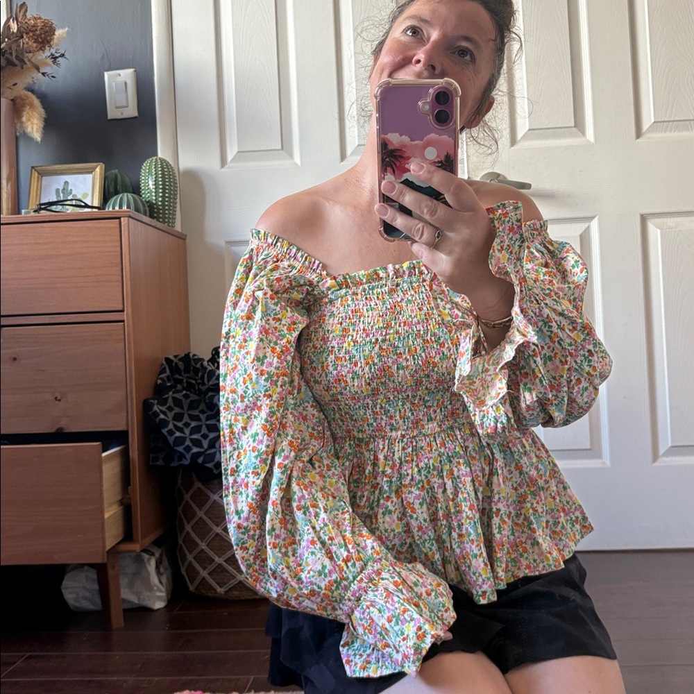 Elizabeth Wilson Designs Multicolor Floral Smocked Blouse - Picture 2 of 16